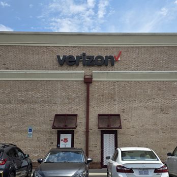 Verizon - Mobile Phones Near Me - Wesley Chapel, North Carolina