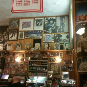 John's Place - Breakfast & Brunch Near Me - Victoria, British Columbia