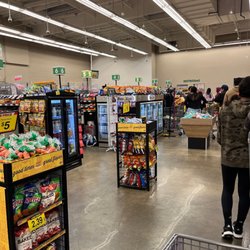 Food4Less - The only two cashiers open