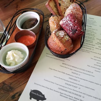 Osteria Brooklyn - Homemade Bread basket - Italian Near Me - Brooklyn, New York Osteria Brooklyn - Homemade Bread basket - Italian Near Me - Brooklyn, New York