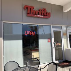 Thrifty - Entrance