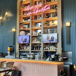 Haven Kitchen + Bar - The bar area