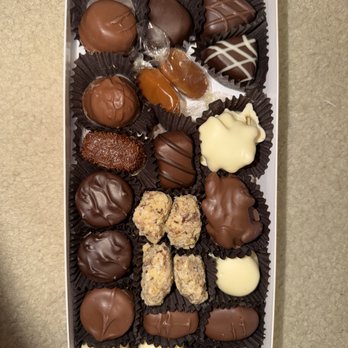 See's Candies - Chocolatiers & Shops Near Me - Tustin, California