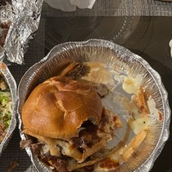 Munchy's - Roast beef special with cheese fries and gravy! It's always good but when the helllllll did this round roll thing happen? No bueno no bueno
