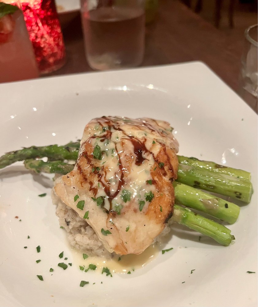 HOB NOB Updated April 2024 516 Photos & 413 Reviews 720 5th Ave S