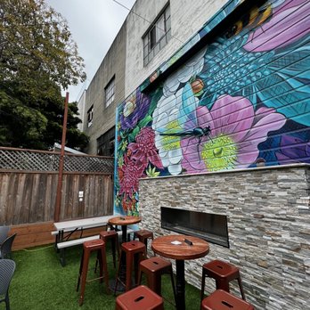 Campus - Patio - Lounges Near Me - San Francisco, California