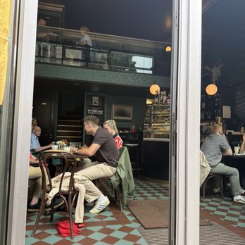 Klein und Kaiserlich - Cafes Near Me - Hamburg, HH Klein und Kaiserlich - Cafes Near Me - Hamburg, HH