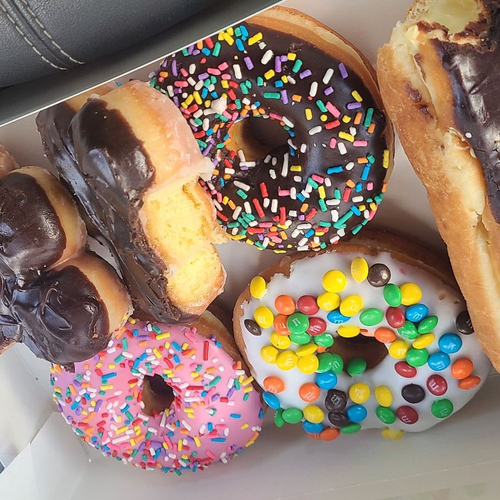 Bakery Express - Less than 10 bucks worth of donuts this would have cost 20 bucks at dunkin.! - Bakeries Near Me - Halethorpe, Maryland