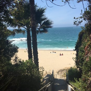 Thousand Steps Beach - View walking down. - Beaches Near Me - Laguna Beach, California Thousand Steps Beach - View walking down. - Beaches Near Me - Laguna Beach, California