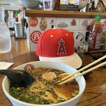 Kashiwa Ramen - Toyama Black Ramen with Chicken Chashu - Ramen Near Me - Costa Mesa, California Kashiwa Ramen - Toyama Black Ramen with Chicken Chashu - Ramen Near Me - Costa Mesa, California