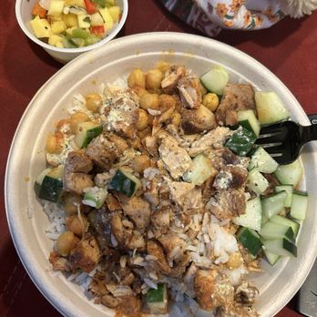 Currito Naperville - Tikka bowl and mango salsa - Salad Near Me - Naperville, Illinois