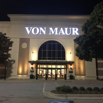 Von Maur - Department Stores Near Me - Buford, Georgia
