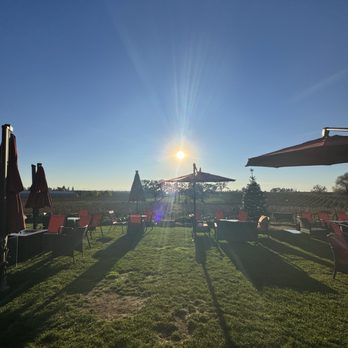 Bokisch Vineyards - Wine Tasting Room Near Me - Lodi, California