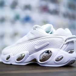 Sole Mentality Smoke & Sneakers