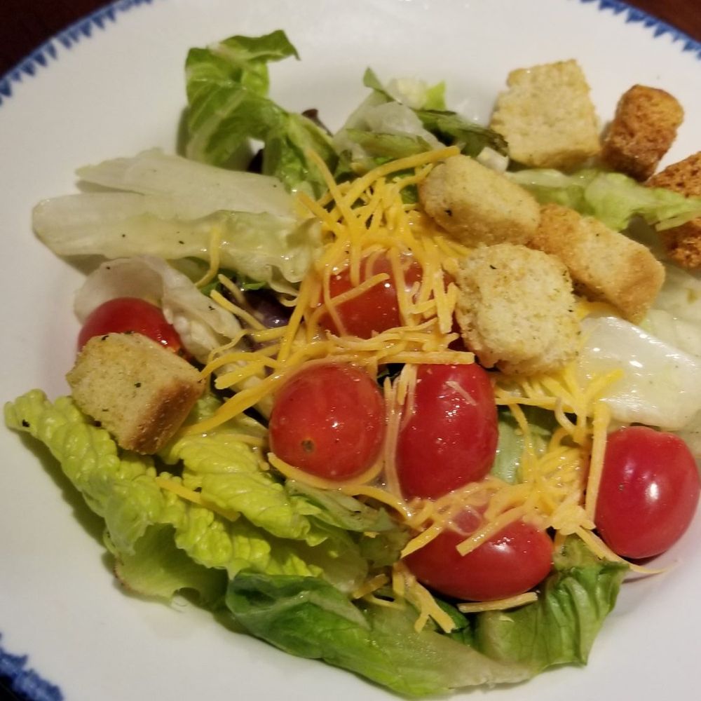 Red Lobster - House salad - Seafood Near Me - Miami, Florida Red Lobster - House salad - Seafood Near Me - Miami, Florida