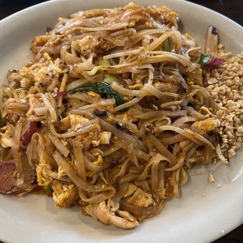 LUV Thai Cuisine - Pad Thai - Thai Near Me - Austin, Texas