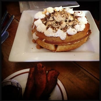 Howard Station Cafe - Double decker with bacon - Juice Bars & Smoothies Near Me - Occidental, California