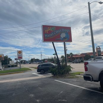 Hazel's Hot Dogs - Hot Dogs Near Me - Saint Augustine, Florida Hazel's Hot Dogs - Hot Dogs Near Me - Saint Augustine, Florida