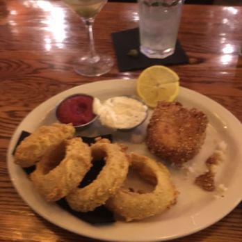 The Elusive Cow Cafe - Fried cod with onion rings - Burgers Near Me - Bellevue, Kentucky