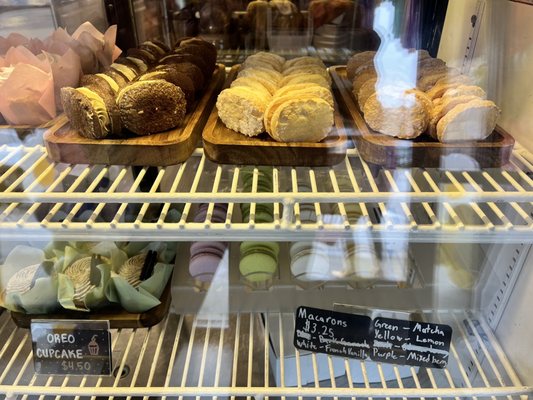 Sugar Blooms Bakery by null