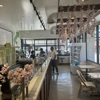 Toastique - Juice Bars & Smoothies Near Me - Balboa Island, California Toastique - Juice Bars & Smoothies Near Me - Balboa Island, California