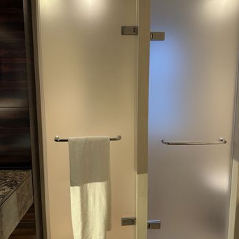 Conrad London St. James - Room Shower and toilet area  12/2025 - Hotels Near Me - London, XGL