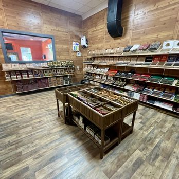 Destination Cigars Smoky Mountains - Tobacco Shops Near Me - Pigeon Forge, Tennessee Destination Cigars Smoky Mountains - Tobacco Shops Near Me - Pigeon Forge, Tennessee