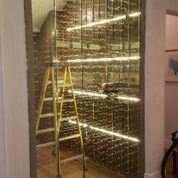 Rembrandt Glass & Mirror