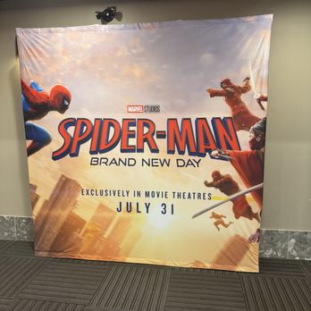 Emagine Willow Creek - Spider-Man display - Cinema Near Me - Minneapolis, Minnesota Emagine Willow Creek - Spider-Man display - Cinema Near Me - Minneapolis, Minnesota
