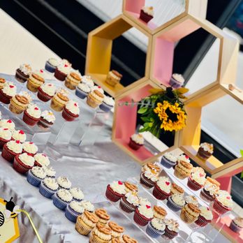 BiteSize Baking - Mini cupcakes- S'mores, Gluten-free Red Velvet, Lavender and Honey, & Salted Caramel Pretzel - Cupcakes Near Me BiteSize Baking - Mini cupcakes- S'mores, Gluten-free Red Velvet, Lavender and Honey, & Salted Caramel Pretzel - Cupcakes Near Me