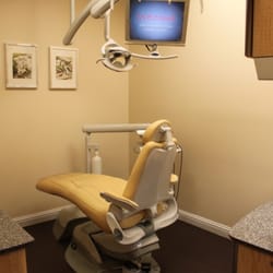 Babak Mostaan, DDS