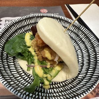 Le Shrimp Noodle Bar - Crispy shrimp bun - Noodles Near Me - Glendale, California