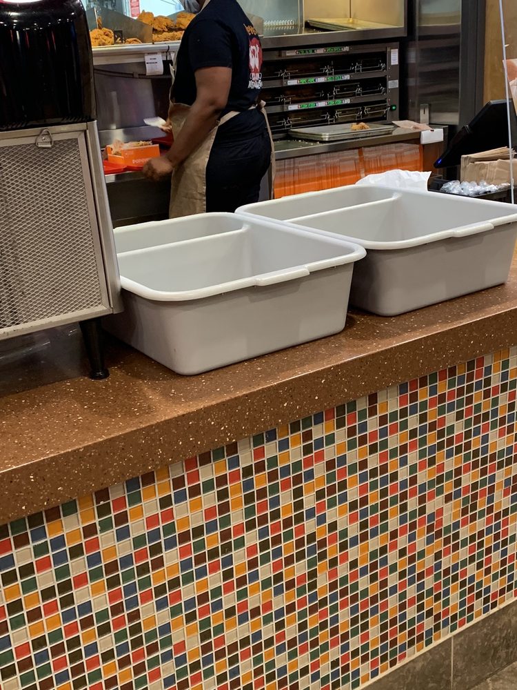 Popeyes Louisiana Chicken Logo