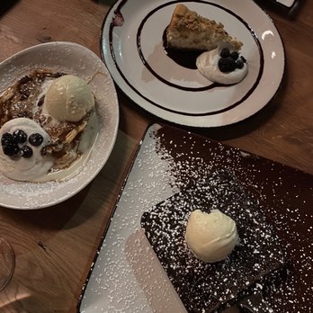 Dynamite Woodfire Grill - We couldn't decide so we ordered three desserts - brownie, fruit pie and blueberry cheesecake - American Near Me - Omaha, Nebraska