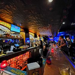 Pineapple Hill Saloon & Grill - The bar. And vibe.