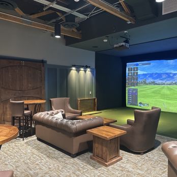 Teebox Indoor Golf Club - Golf lounge - Golf Near Me - Cave Creek, Arizona