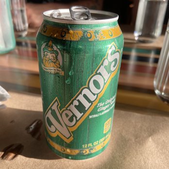 Hudson & Packard - Vernor's Ginger Ale - Pizza Near Me - Poughkeepsie, New York