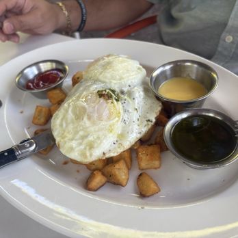 Glass & Vine - Steak & Eggs - New American Near Me - Miami, Florida Glass & Vine - Steak & Eggs - New American Near Me - Miami, Florida