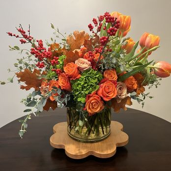 Damica Florals - Beautiful Thanksgiving arrangement from Damica Florals! - Floral Designers Near Me Damica Florals - Beautiful Thanksgiving arrangement from Damica Florals! - Floral Designers Near Me