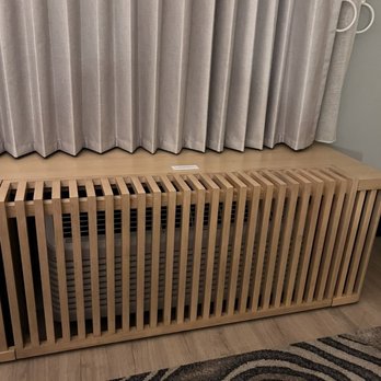 Rosen Plaza - Cage that covers air conditioning unit - Hotels Near Me - Orlando, Florida Rosen Plaza - Cage that covers air conditioning unit - Hotels Near Me - Orlando, Florida