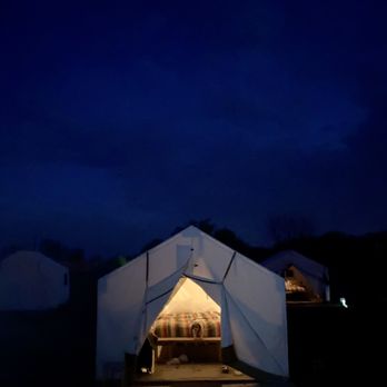 El Cosmico - Our safari tent in the PM (featuring Ax) - Campgrounds Near Me - Marfa, Texas