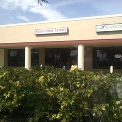 Revolutions Cyclery - Small shop but they changed my tire quickly