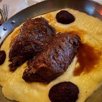 Bricco - Braised short ribs on polenta - Italian Near Me - Boston, Massachusetts Bricco - Braised short ribs on polenta - Italian Near Me - Boston, Massachusetts