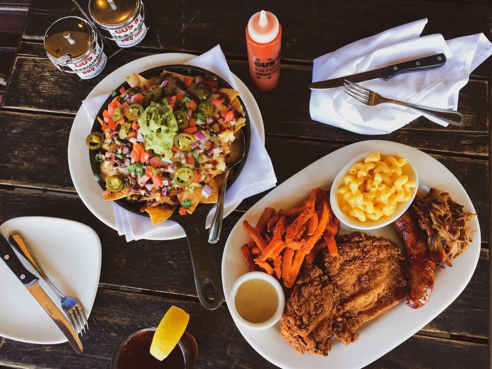 Gus's BBQ