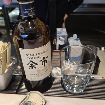 The Centurion Lounge - Airport Lounges Near Me - Hong Kong, HK