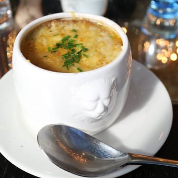 Brasserie Printemps - Onion soup at Brasserie Printemps. - Brasseries Near Me - Paris, 75 Brasserie Printemps - Onion soup at Brasserie Printemps. - Brasseries Near Me - Paris, 75
