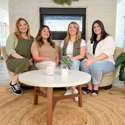 Something You Beauty Studio - Team shot