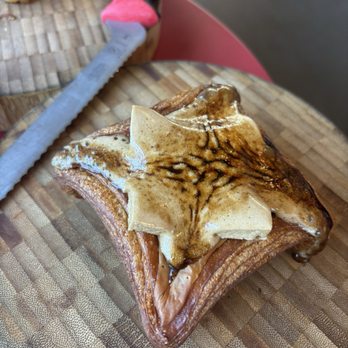 Izola - Smore - Bakeries Near Me - San Diego, California