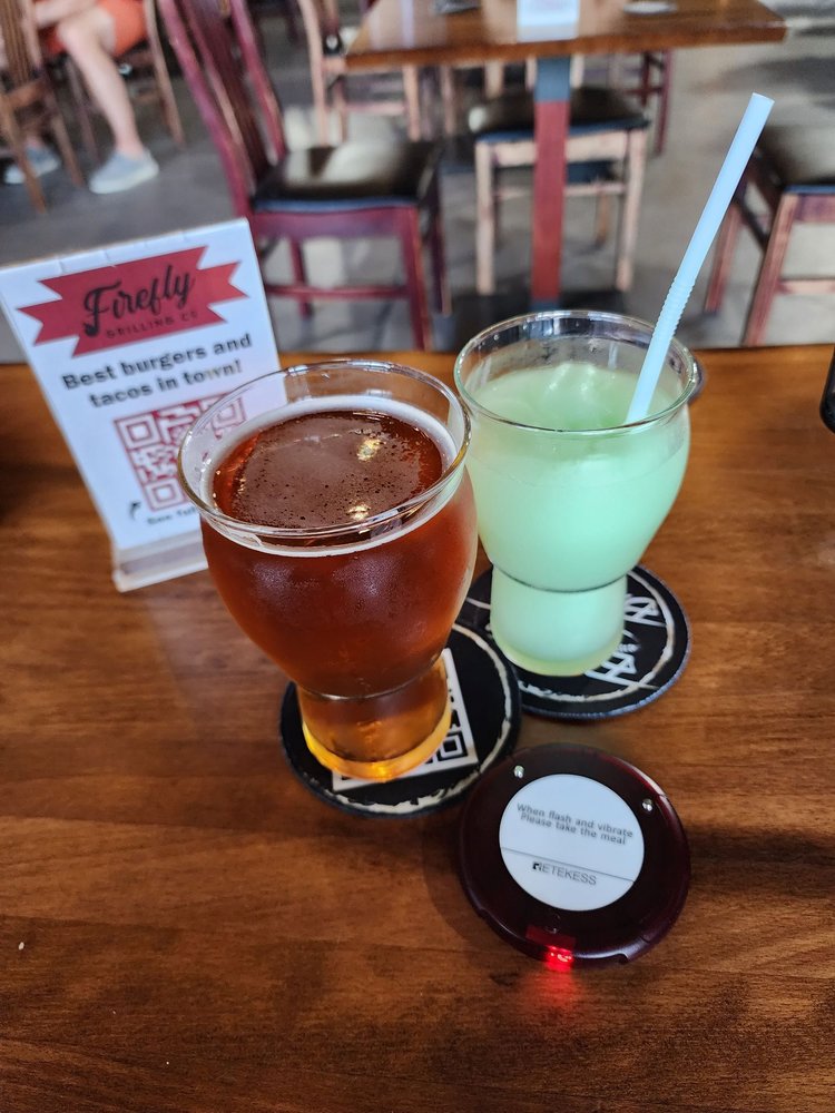 Edgewise Eight Brewing Logo