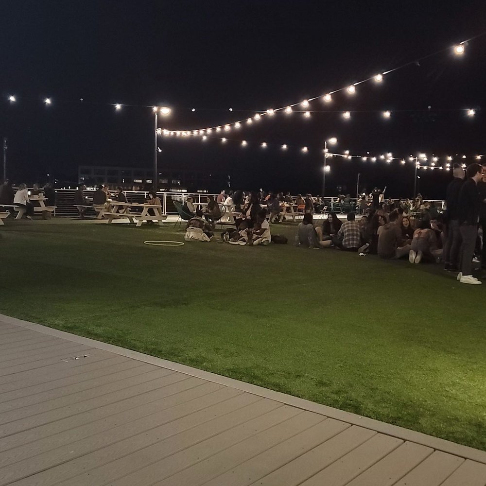 Hi-Lawn - Cocktail Bars Near Me - Washington, DC, District of Columbia